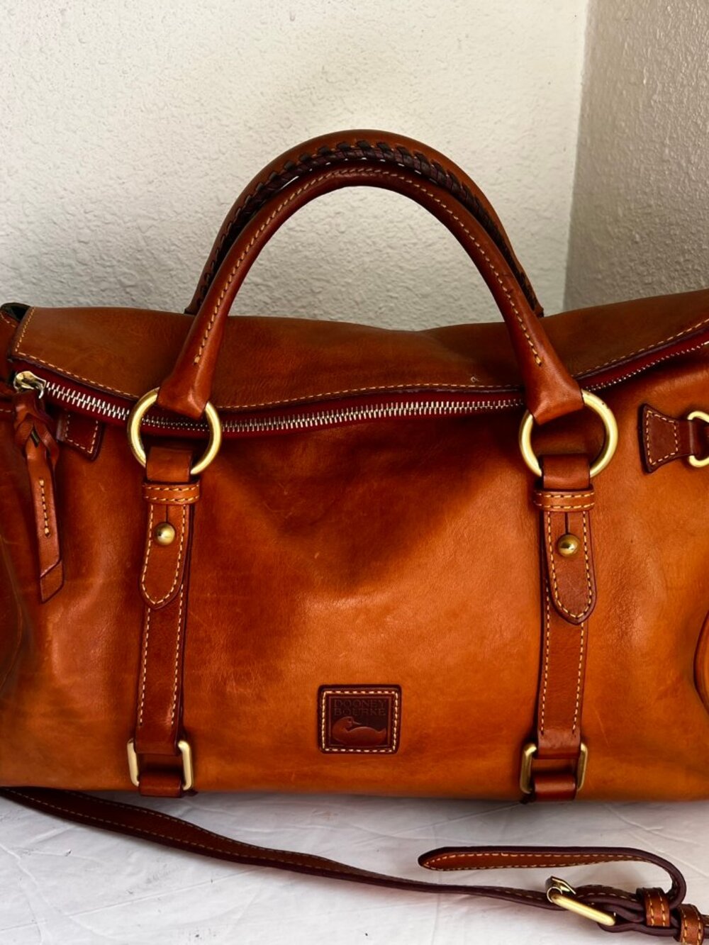 $599 DOONEY & BOURKE FLORENTINE LARGE LEATHER TASSLE SATCHEL - Picture 3 of 14